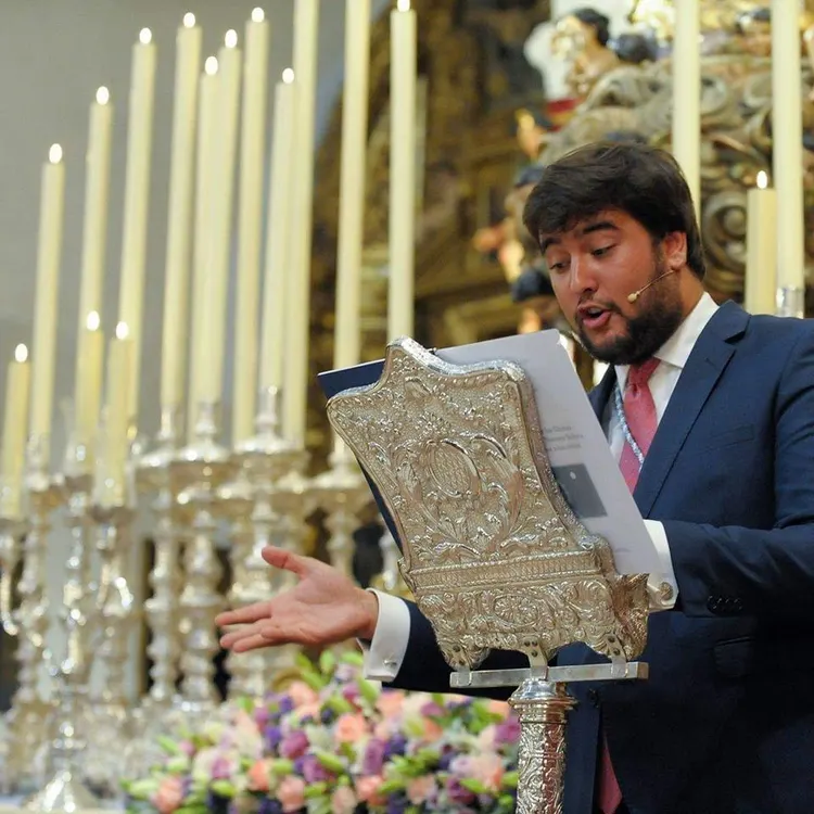 Castrense alvaro carmona pregon rocio 2019