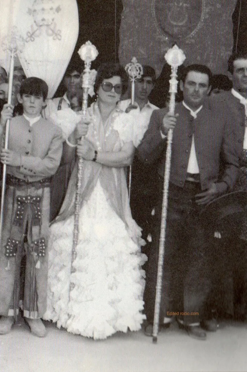 Hermanos Mayores de Almonte-Rocio-1982 Narciso Contreras