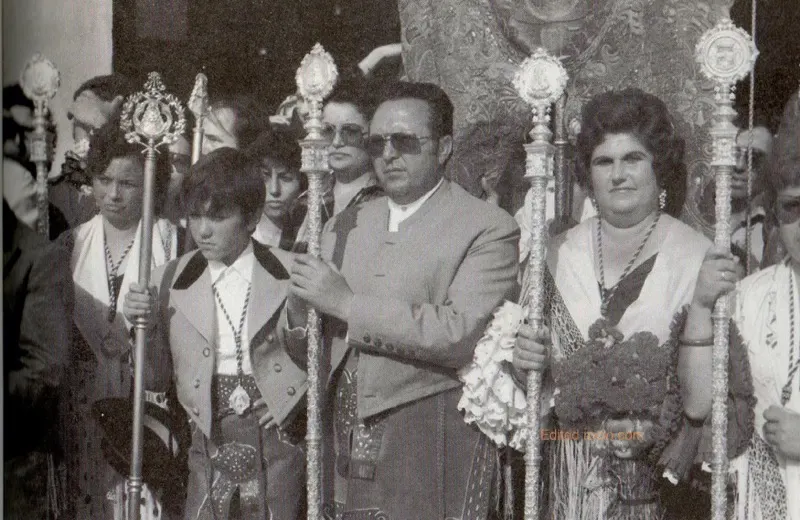 Hermanos Mayores de Almonte-Rocio-1977 Miguel Diaz