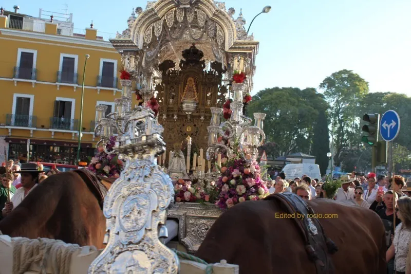 5358-salida-macarena-2014-IMG_1138