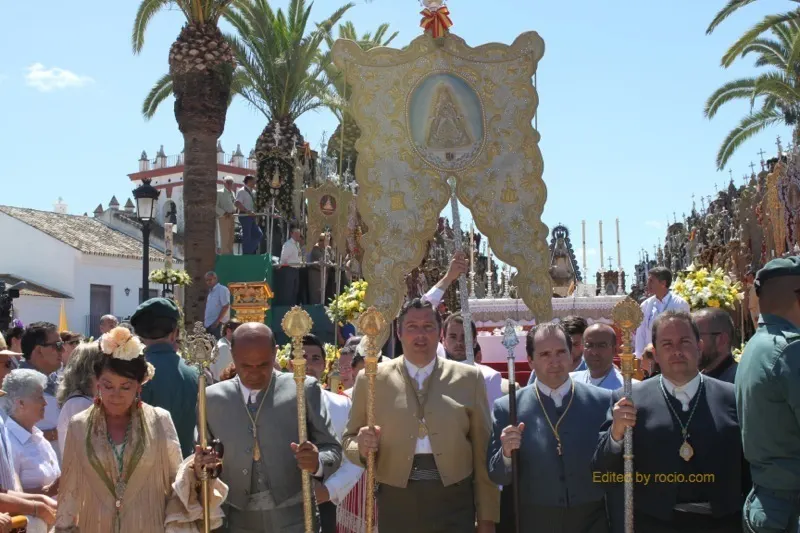 5368-simpecados-misa-pentecostes-2014-rocio.com-IMG_1594