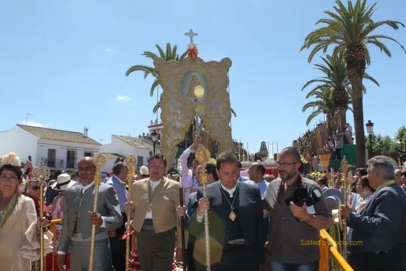 5368-simpecados-misa-pentecostes-2014-rocio.com-IMG_1596