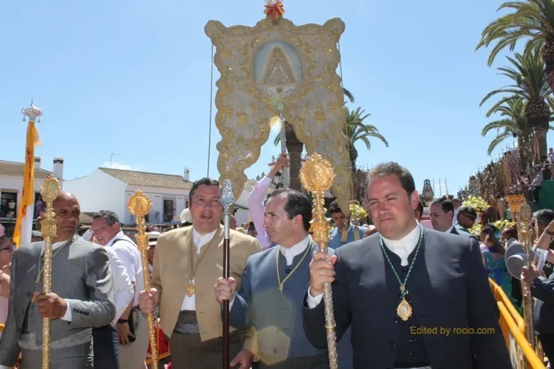 5368-simpecados-misa-pentecostes-2014-rocio.com-IMG_1597