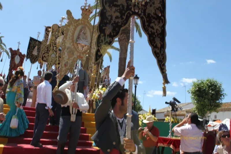 5368-simpecados-misa-pentecostes-2014-rocio.com-IMG_1635