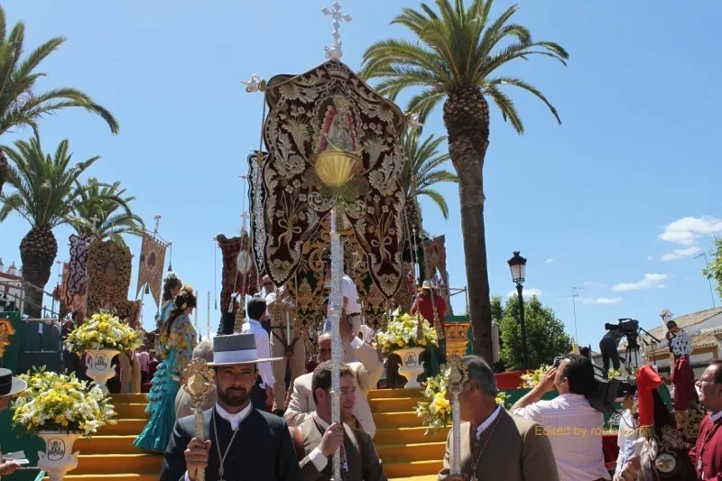 5368-simpecados-misa-pentecostes-2014-rocio.com-IMG_1640