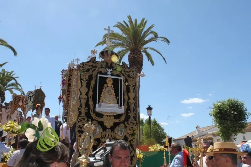 5368-simpecados-misa-pentecostes-2014-rocio.com-IMG_1648