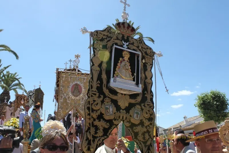 5368-simpecados-misa-pentecostes-2014-rocio.com-IMG_1649
