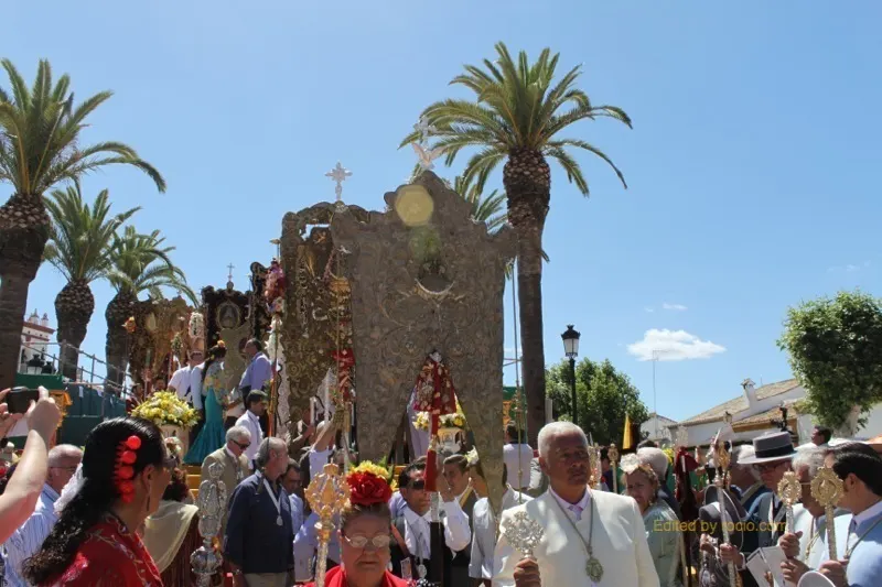 5368-simpecados-misa-pentecostes-2014-rocio.com-IMG_1680
