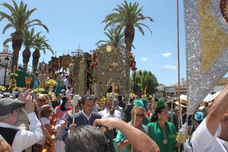 5368-simpecados-misa-pentecostes-2014-rocio.com-IMG_1692