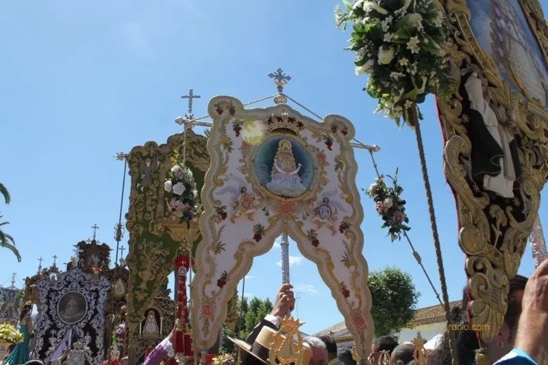 5368-simpecados-misa-pentecostes-2014-rocio.com-IMG_1702