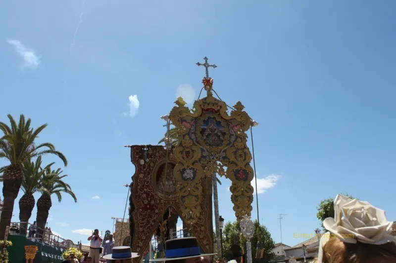 5368-simpecados-misa-pentecostes-2014-rocio.com-IMG_1731