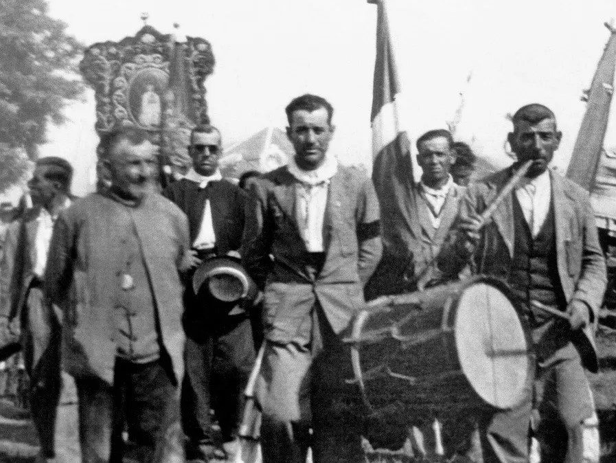 Julio Mayo Cortejo hermandad de Pilas 2