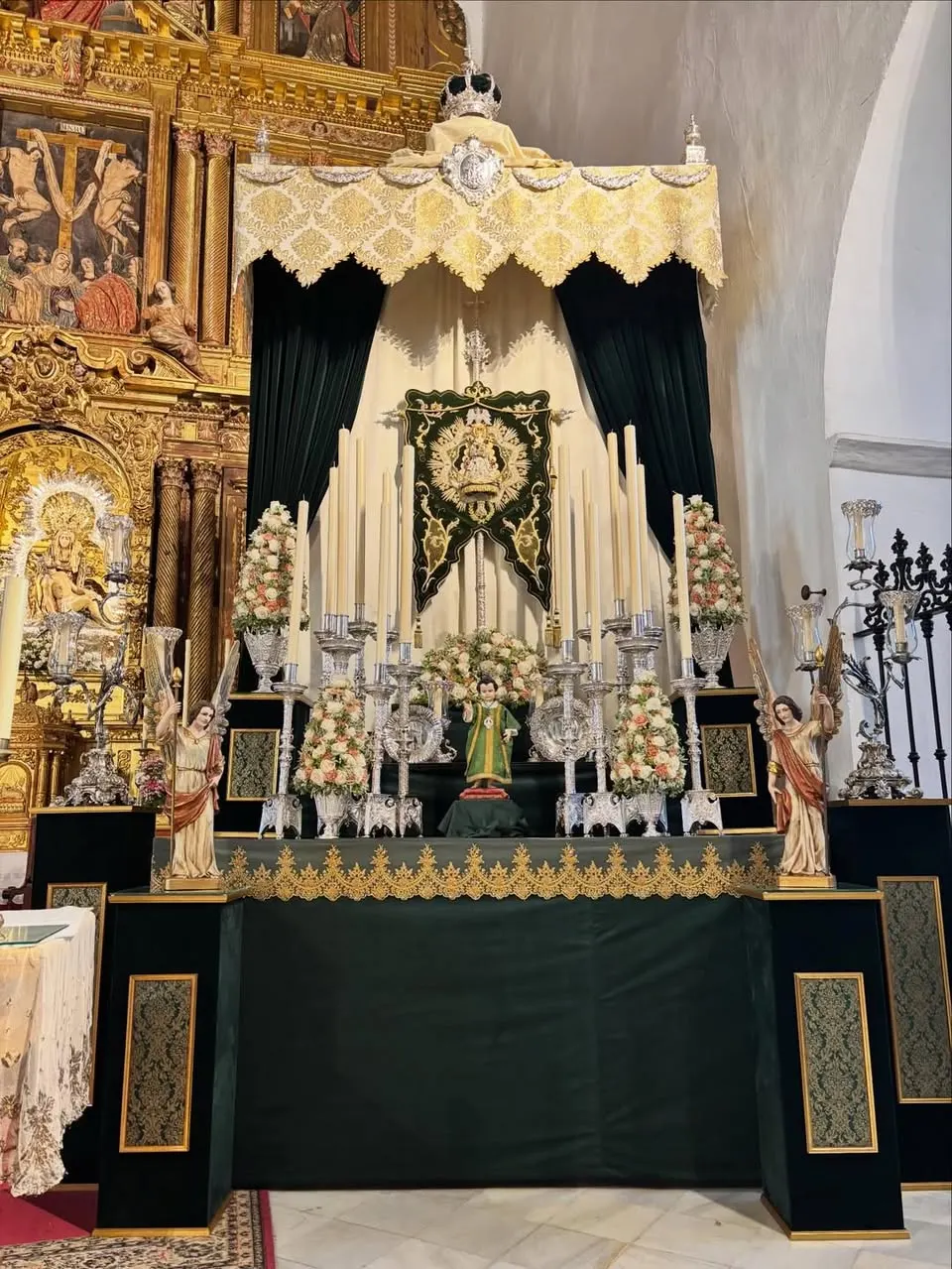 Altar de cultos rocio 2026-00044