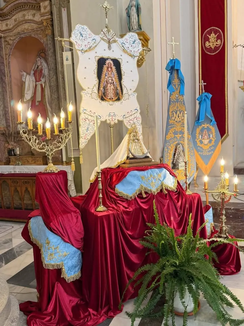 Altar de cultos rocio 2026-00052