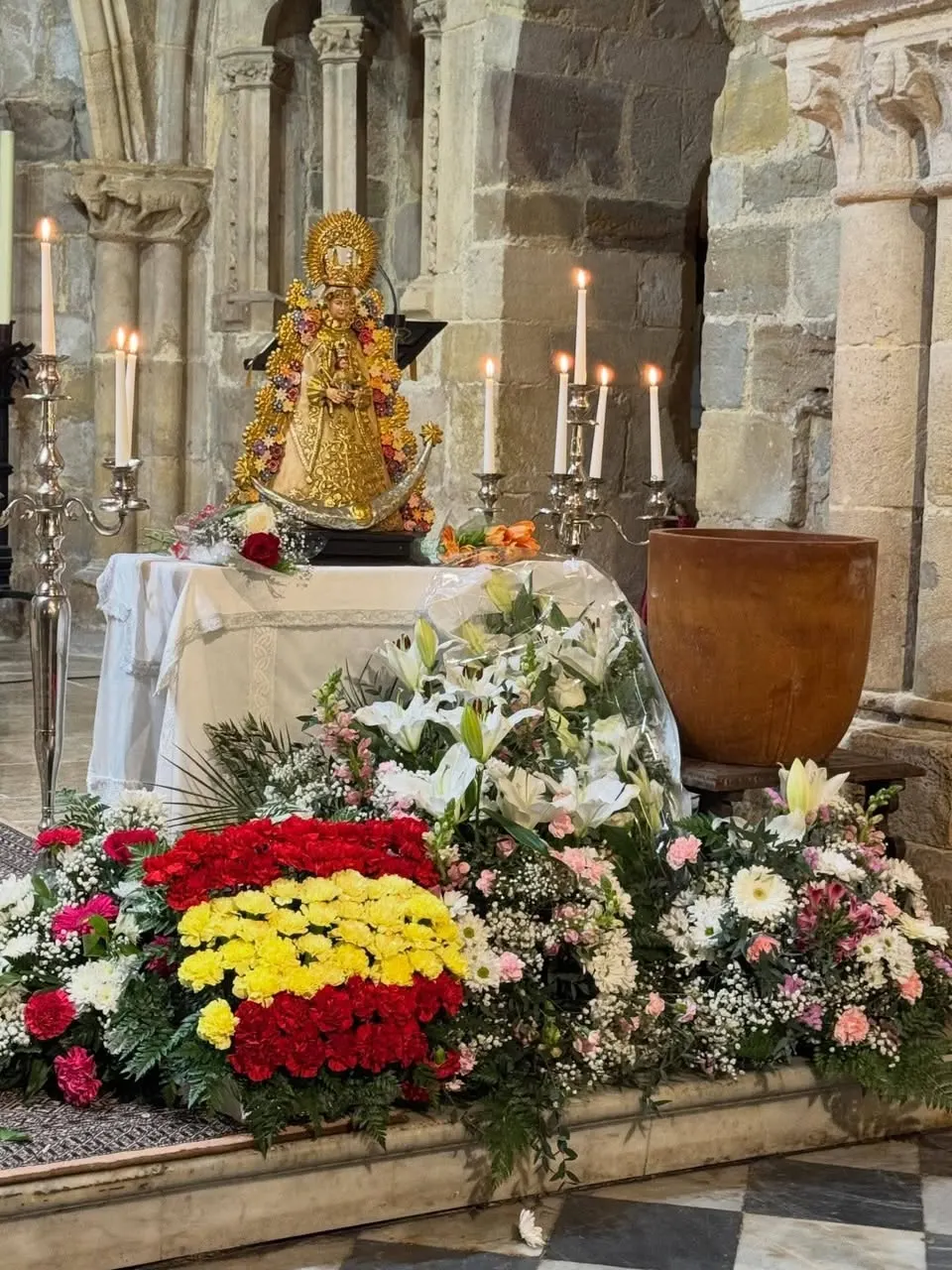 Altar de cultos rocio 2026-00060