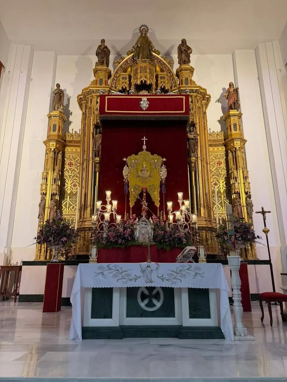 Altar de cultos rocio 2026-00074