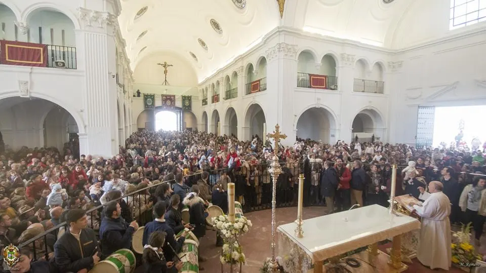 Presentacion ninos a la Virgen del Rocio 2018-1