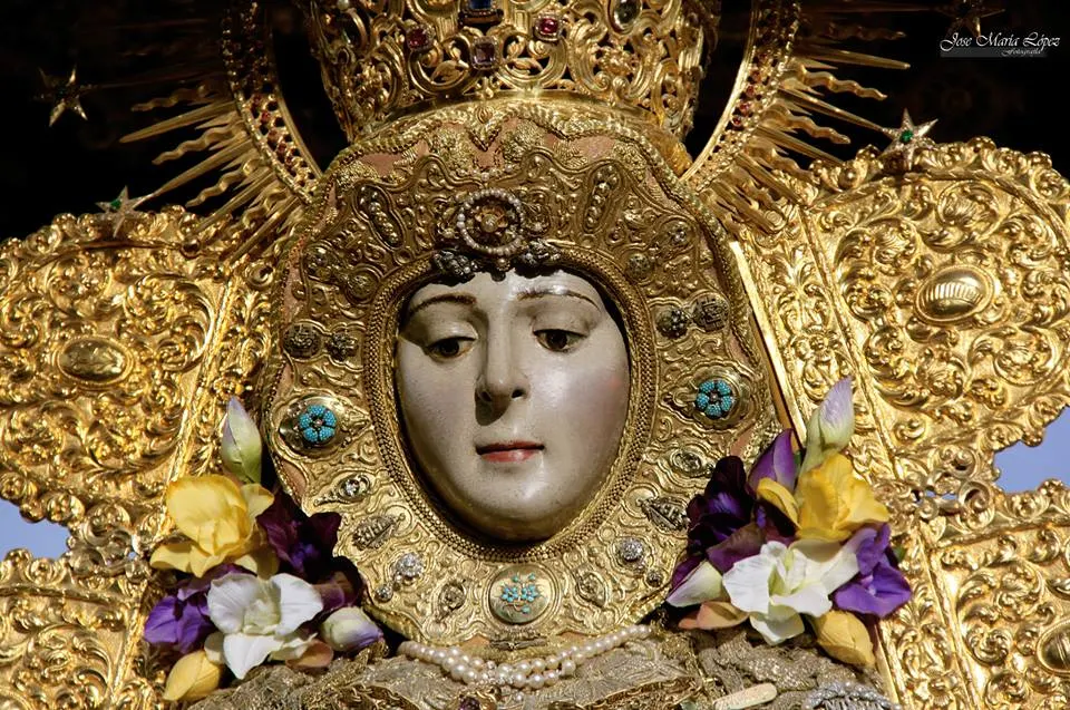 La Virgen del Rocio-Jose-Maria-Lopez-Fotografias