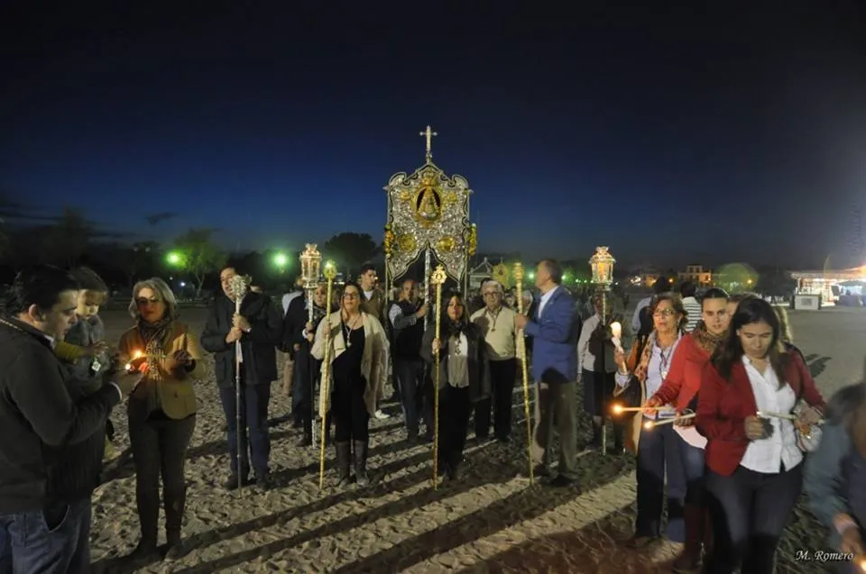 5143-rocio.com-rosario-6-03-2014-26