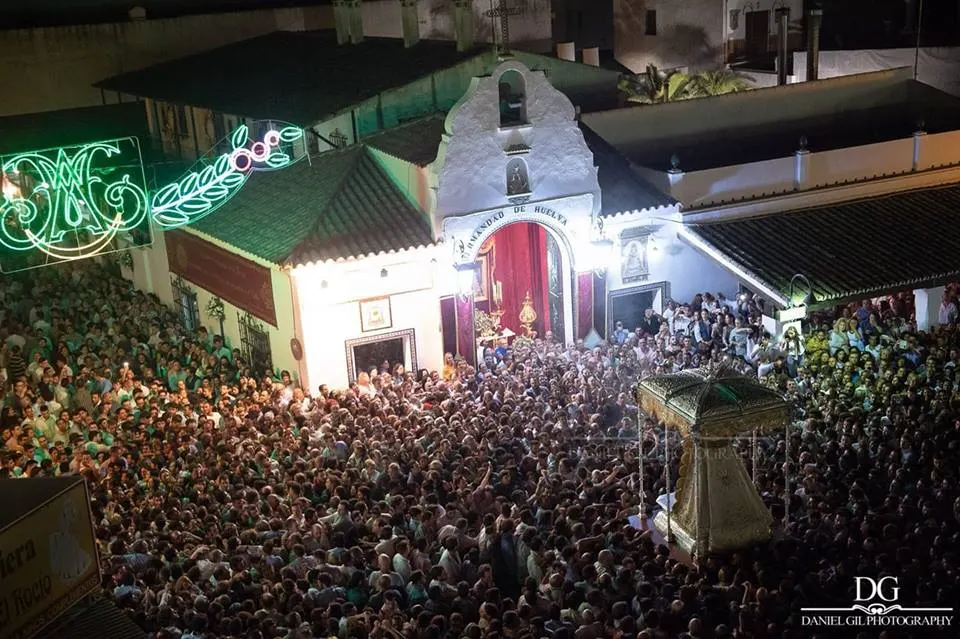 virgen en la calle 2018-52