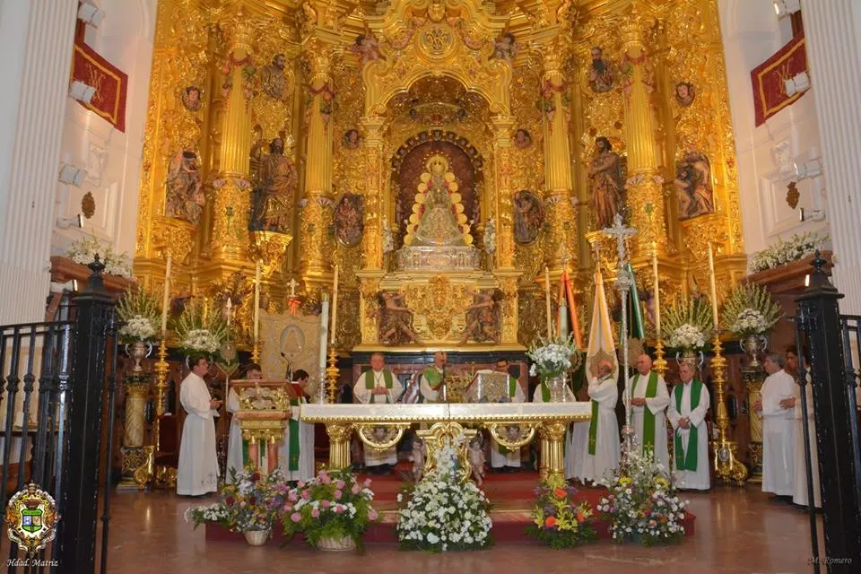 2015-Primer día de Triduo Preparatorio del Rocío Chico-6