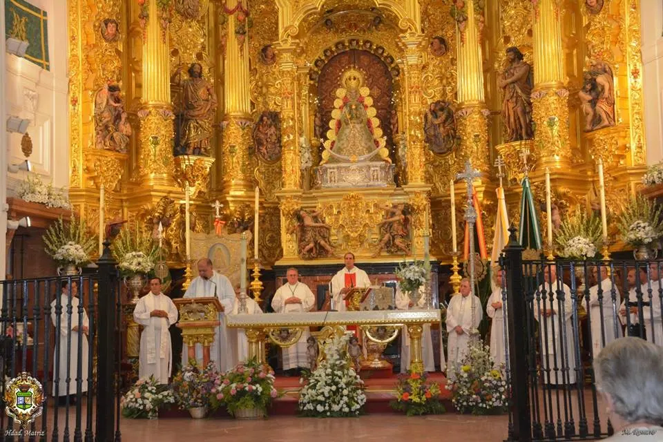 2015-Segundo día de Triduo Preparatorio del Rocío Chico-12