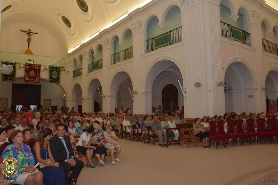 2015-Segundo día de Triduo Preparatorio del Rocío Chico-21