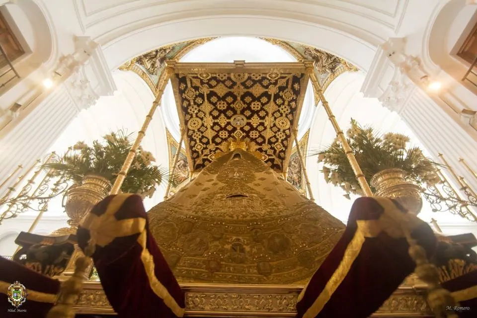Virgen en su paso 2017 M-Romero-9
