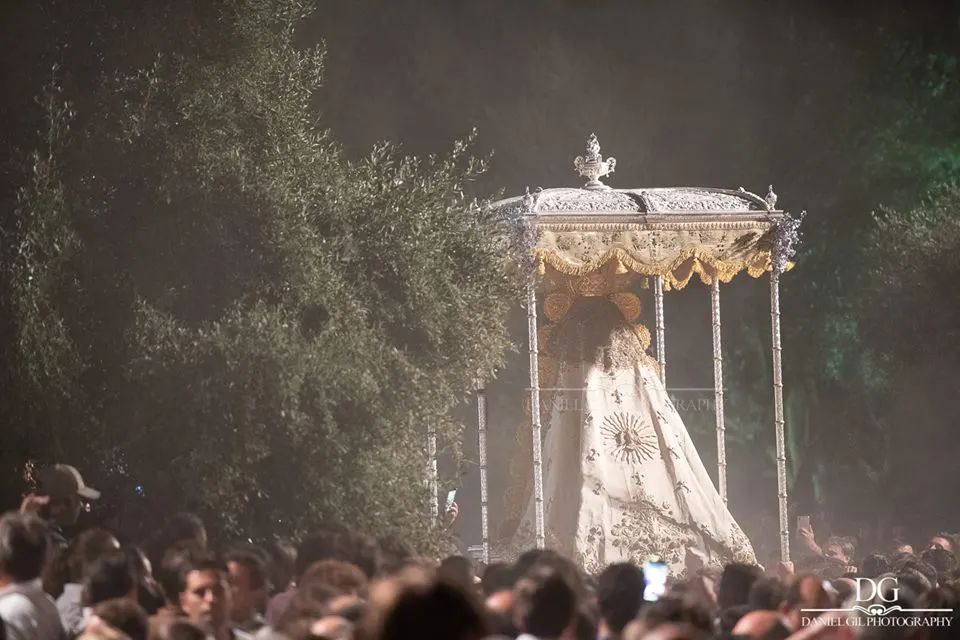virgen en la calle 2018-63