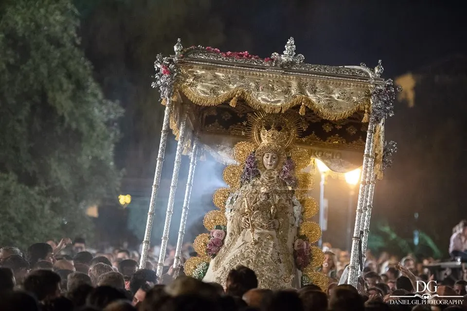 virgen en la calle 2018-67