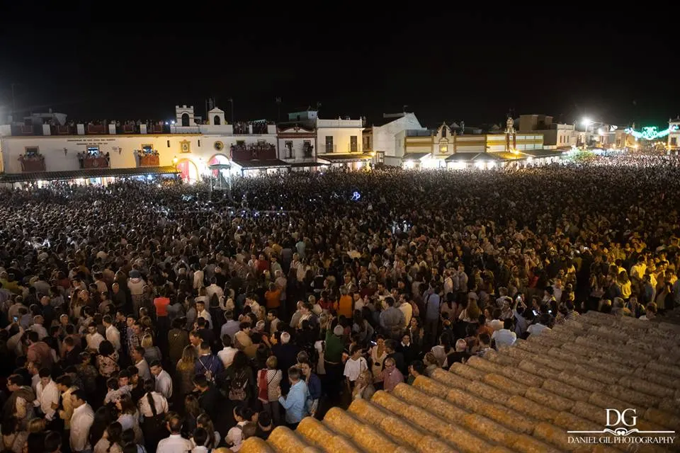 virgen en la calle 2018-71