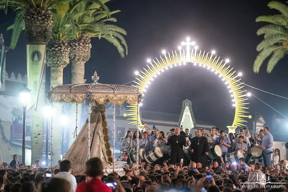 virgen en la calle 2018-74