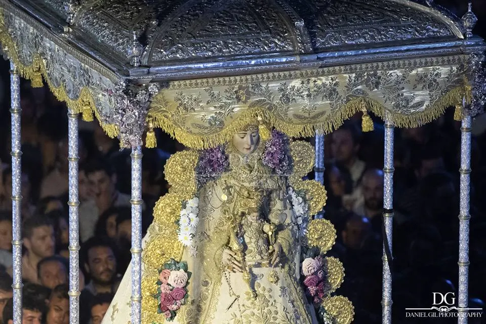 virgen en la calle 2018-79