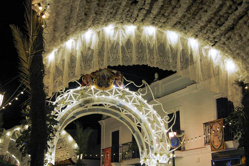 Almonte-se-viste-de-gala-traslado-2022-31