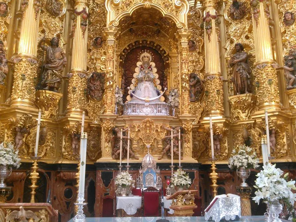La Virgen del Rocio-virgen-2014-margaritas
