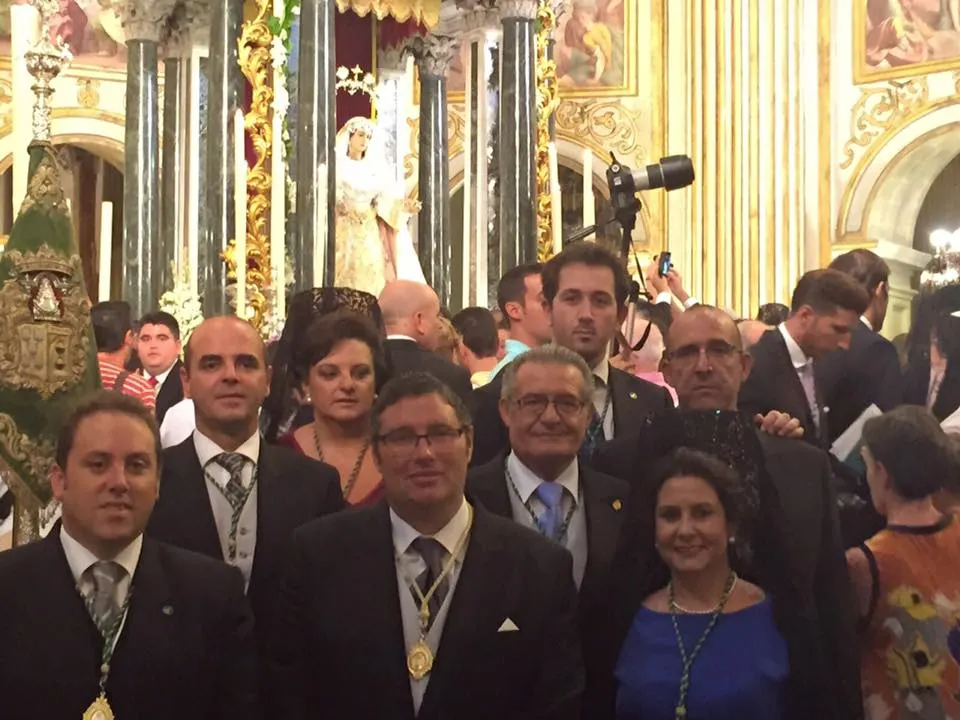 Rocio coronada 2015 malaga-2