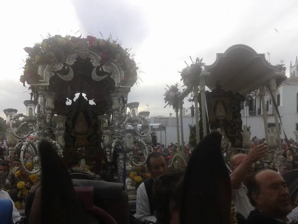 Jaén con su ahijada La Carolina - Momentos Rocio 2017