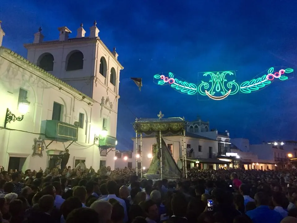 virgen en la calle 2018-10