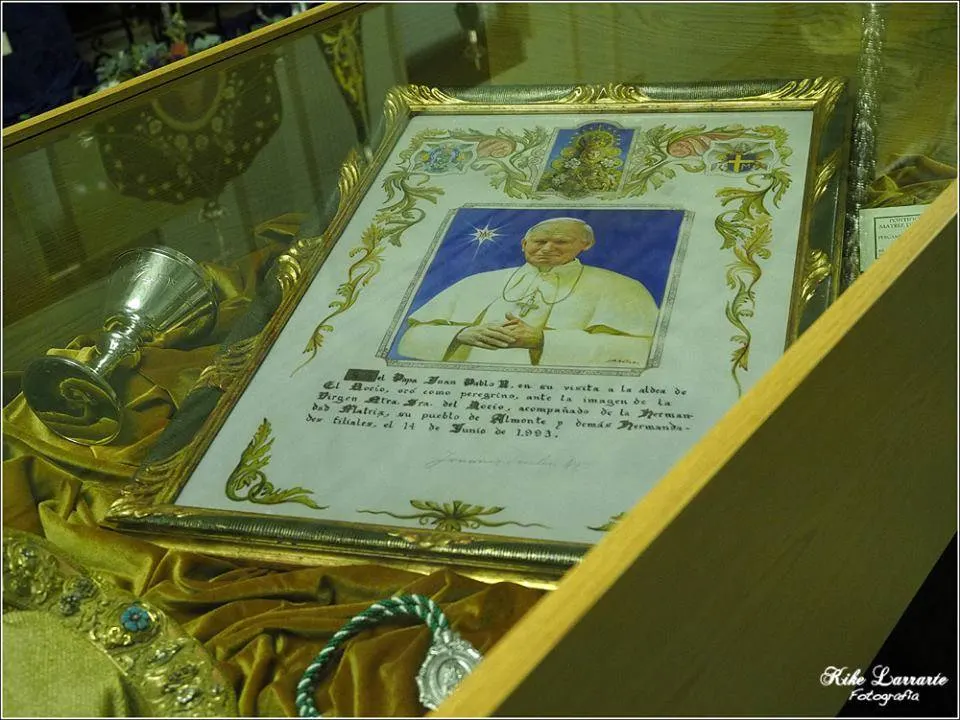 Exposicion rocio de amor y caridad en huelva 2018-15