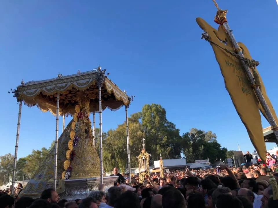 Trigueros procesion rocio 2019
