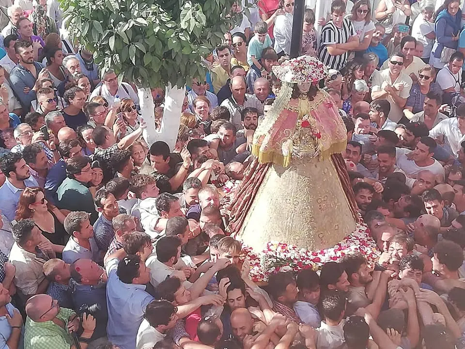 la virgen del rocio en Almonte traslado 2019-2