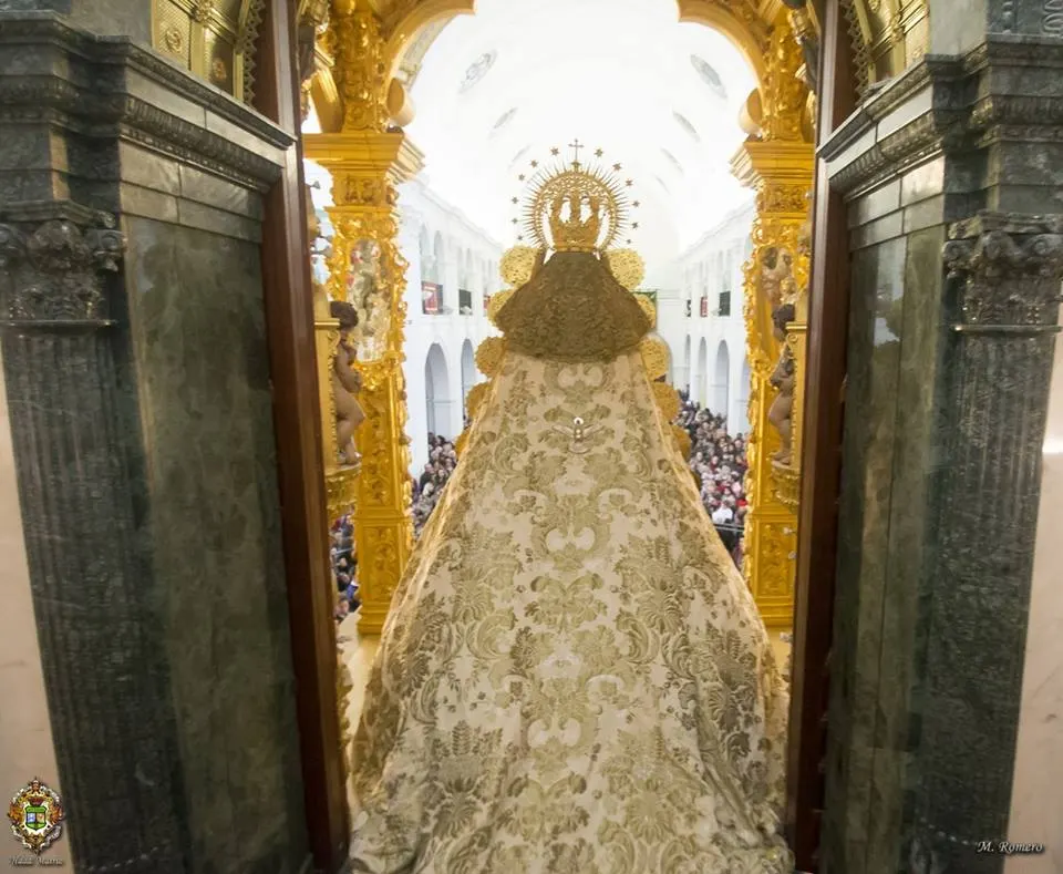 Presentacion ninos a la Virgen del Rocio 2018-2