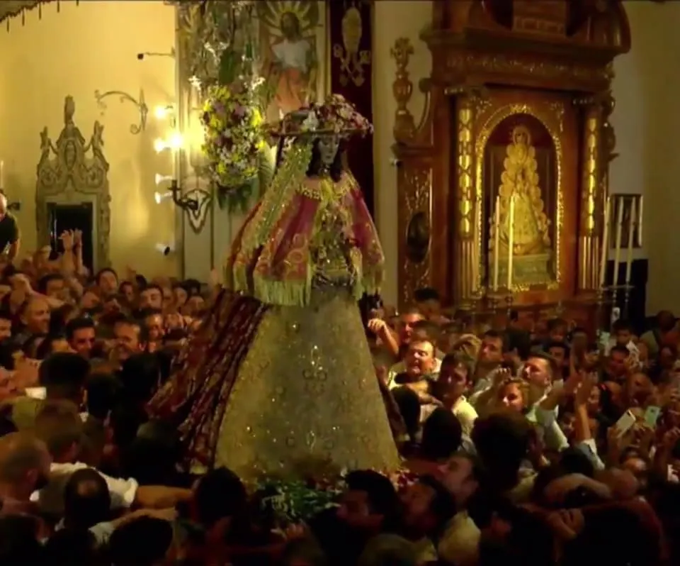 la virgen del rocio en Almonte traslado 2019-14