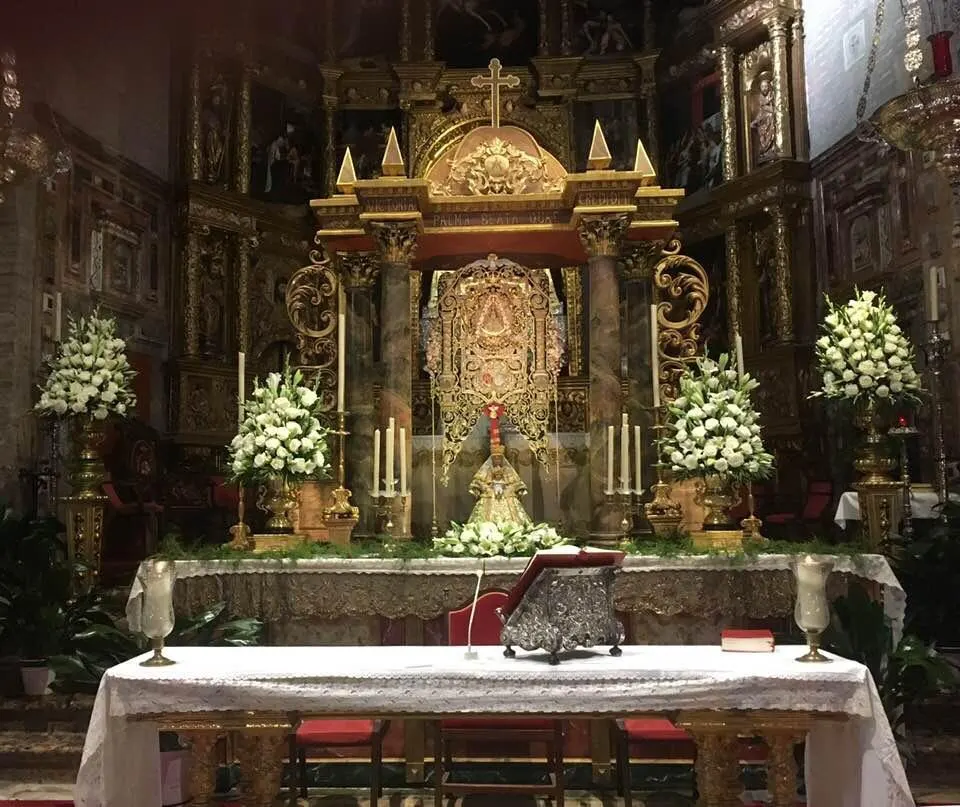 Altar Rocio de Triana 2019