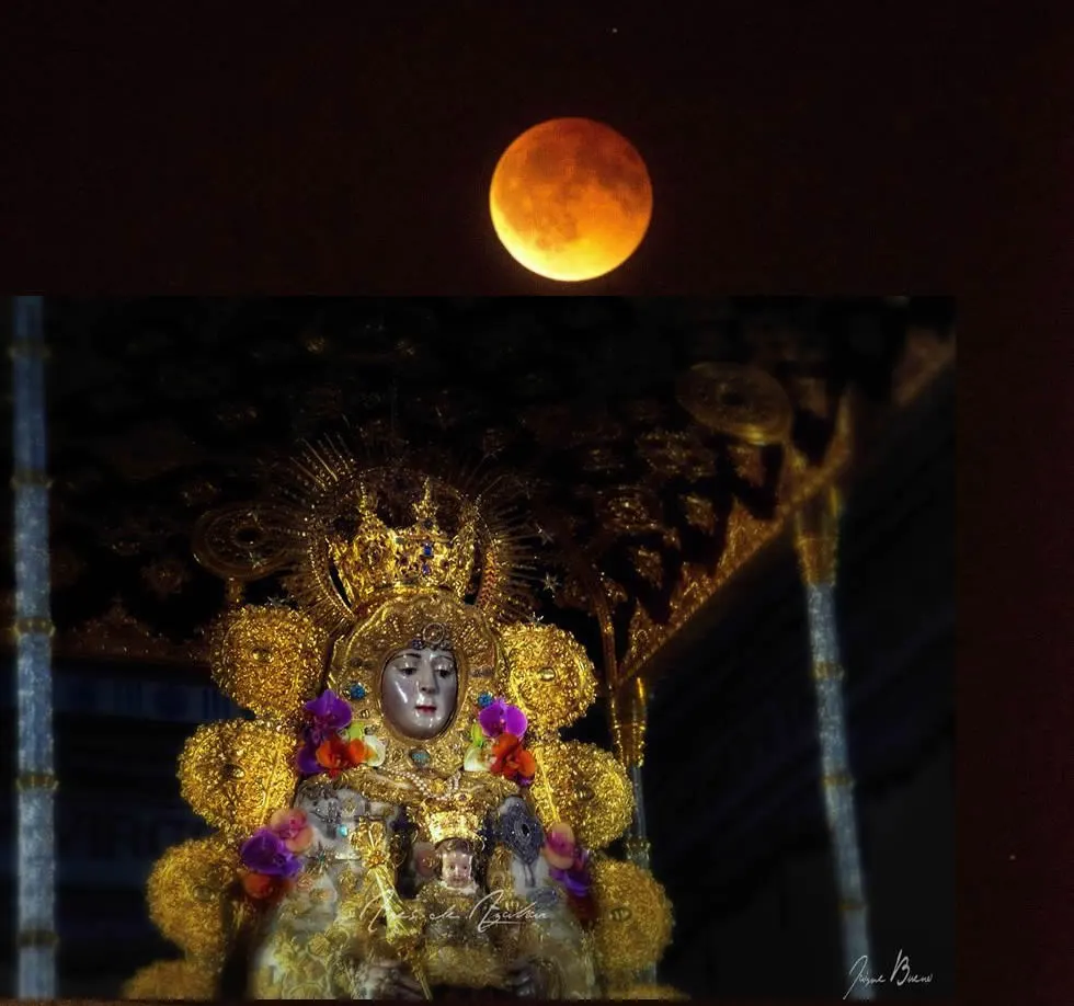 La Virgen del Rocio-3-rocio.com-virgen-luna