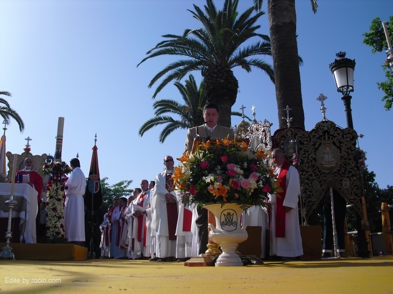 En la Misa de Pentecostés