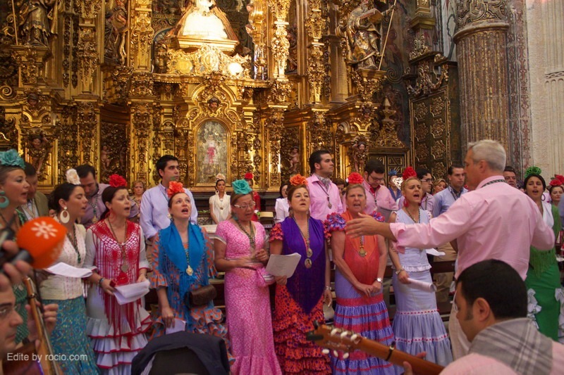 Coro de la Hermandad - con nuestra amiga Magui, Miembro del Foro - dirigido por Jose Luis Prado