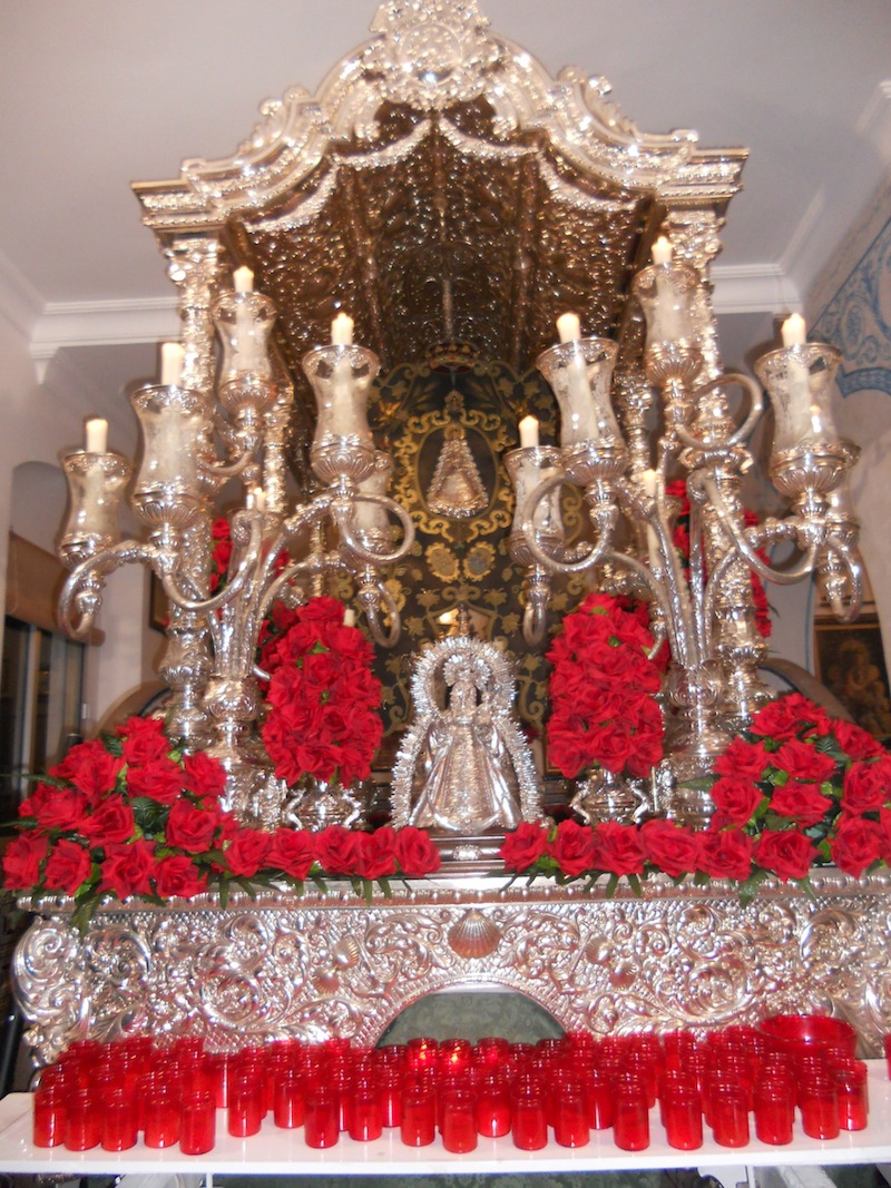 La Carreta con la nueva puesta de flores