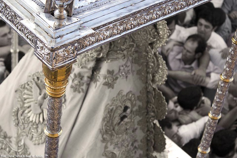 Fotos de Óscar Torres y Juan M. Jurado facebook.com/almontejubilar