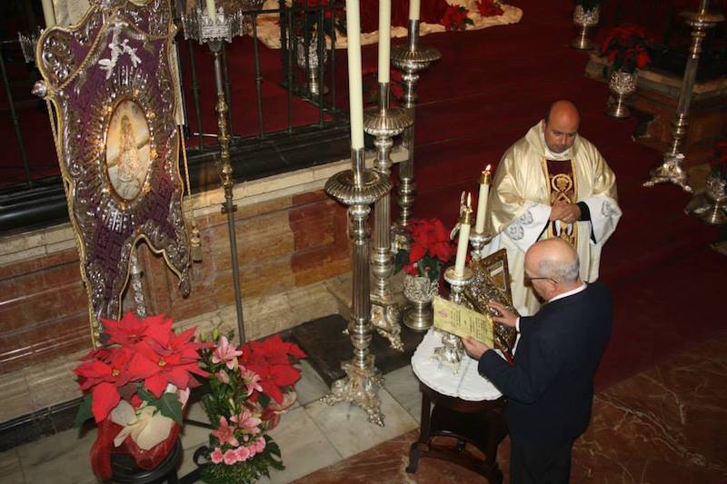 El reelegido Hno. Mayor Juan Martín Gil del Corral en el acto de jura del cargo